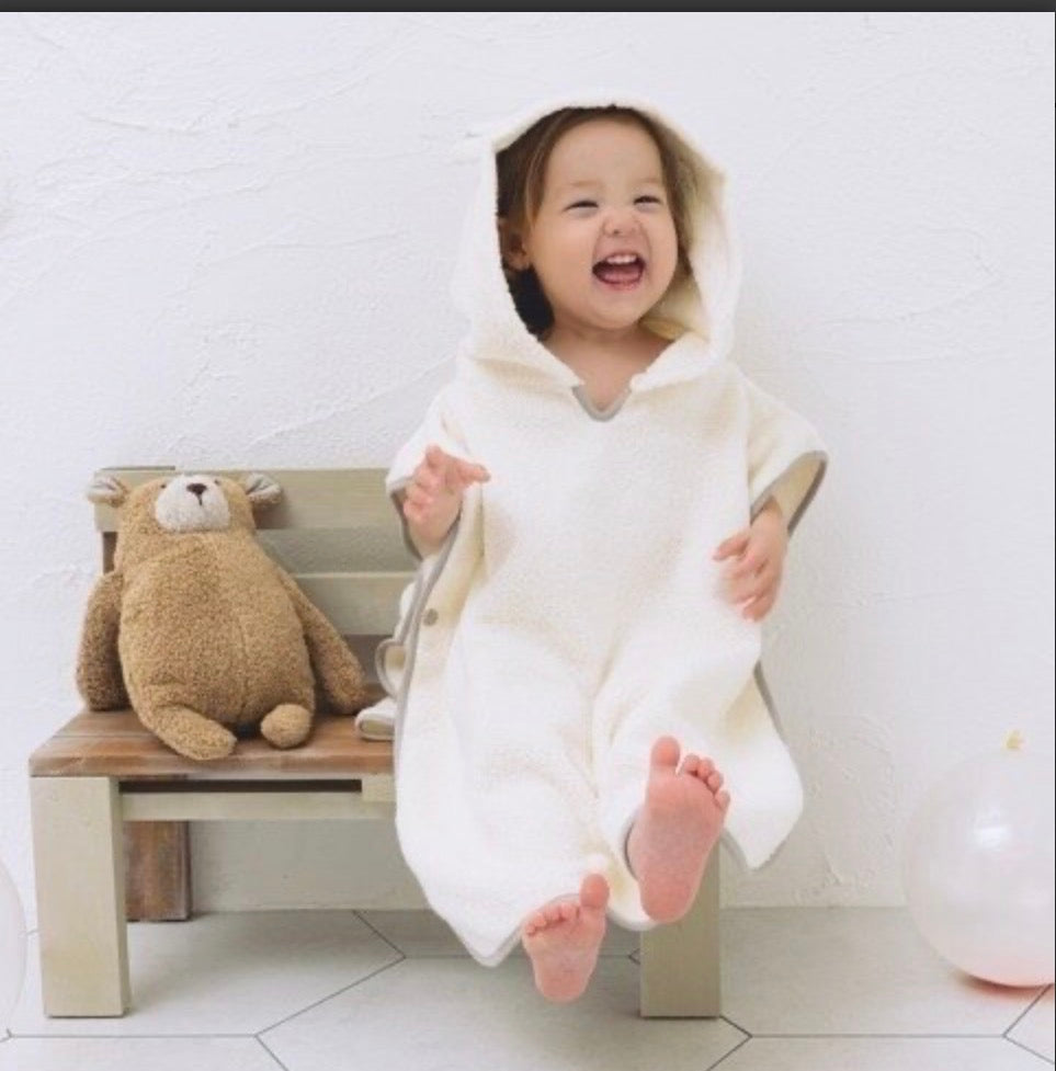 Hooded Poncho - Ivory