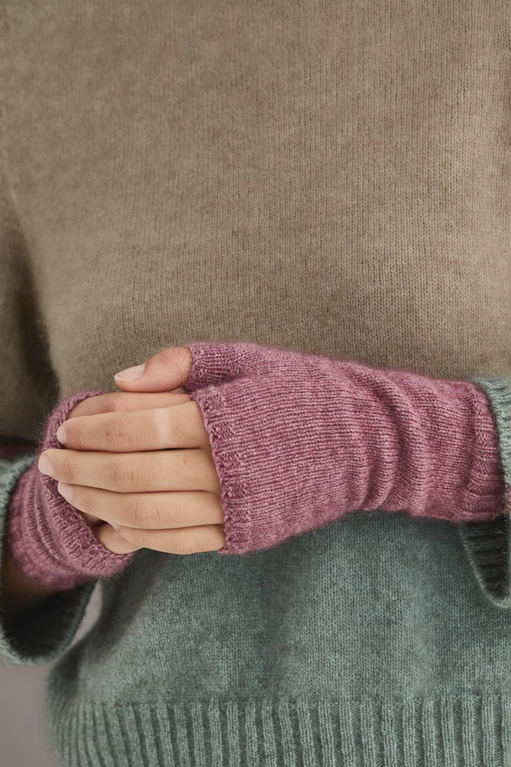 Short Plain Glovelet