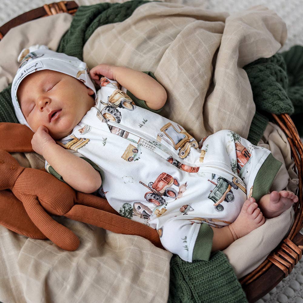 Snuggle Shortie – Diggers & Tractors