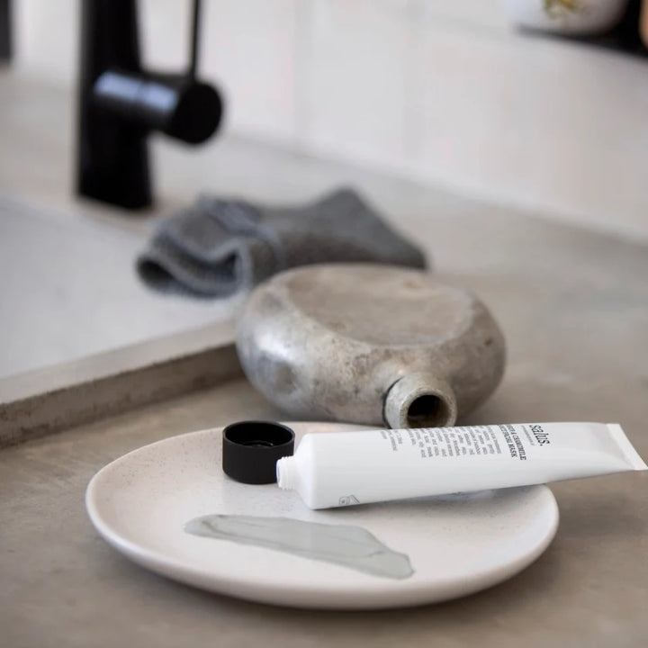 Face Mask - Charcoal 100ml