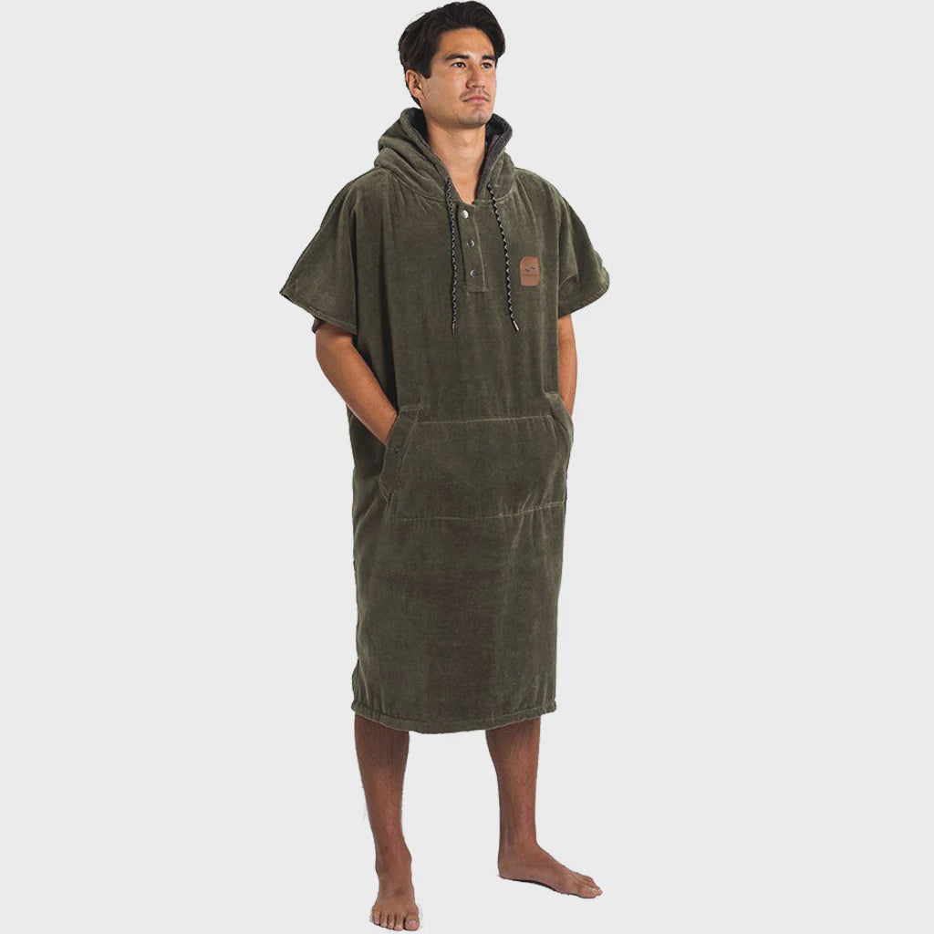 Changing Poncho - Digs