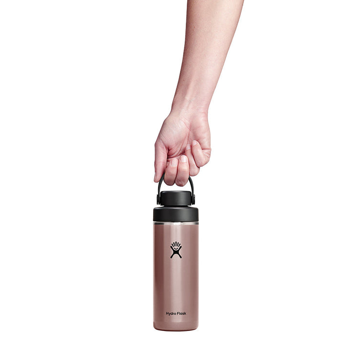 Hydro Flask 16oz Lightweight Flex Chug Cap bottle in Quartz, detail view