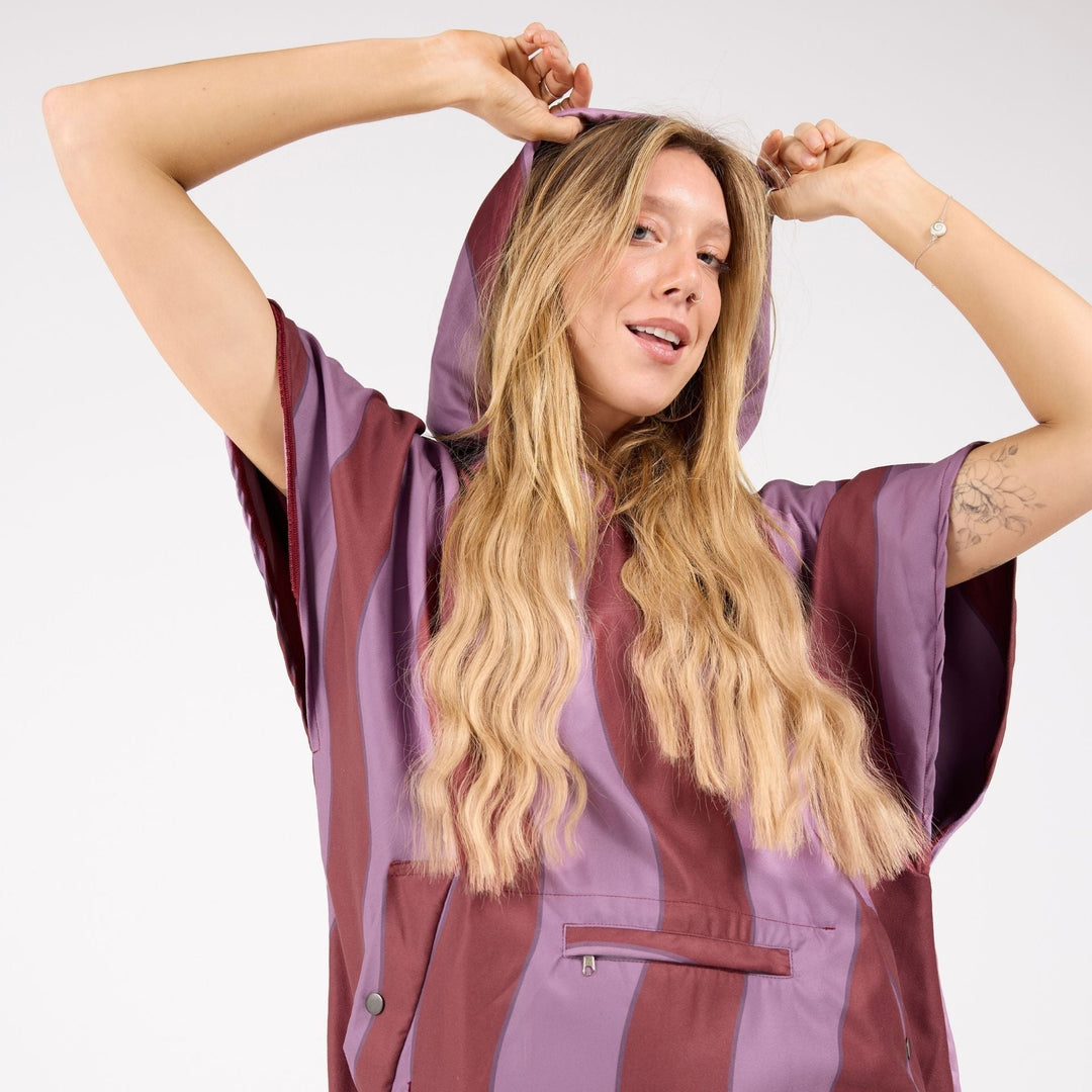 SomerSide Changing Towel Poncho – Jagger (Shiraz) – detail 2