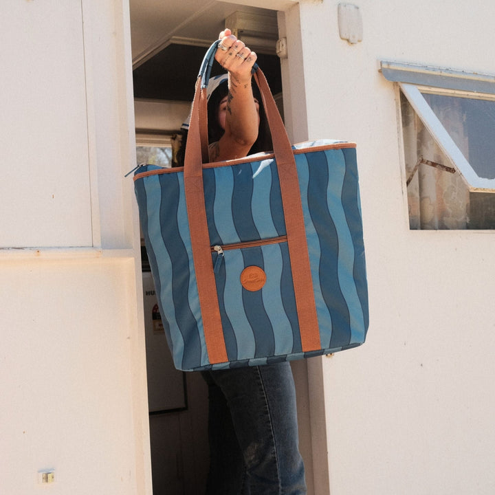 SomerSide Convertible Beach Bag – Jagger (Tidal) – detail 2