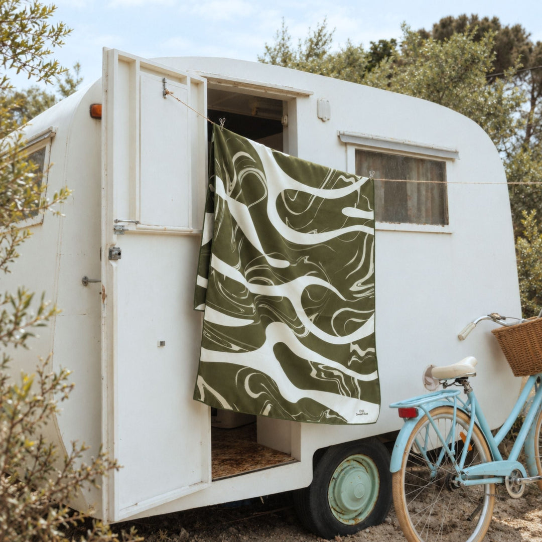 SomerSide Sand Free Beach Towel - Tall – Liquid Dreams – detail 2