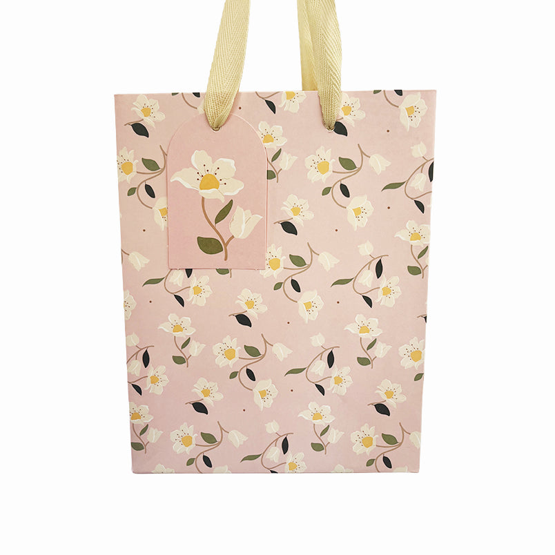 Pink Floral gift bag – front view