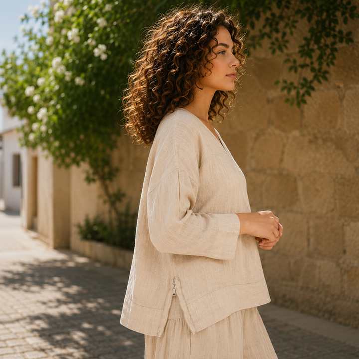 Vera May 6671 v-neck linen top – ecru detail