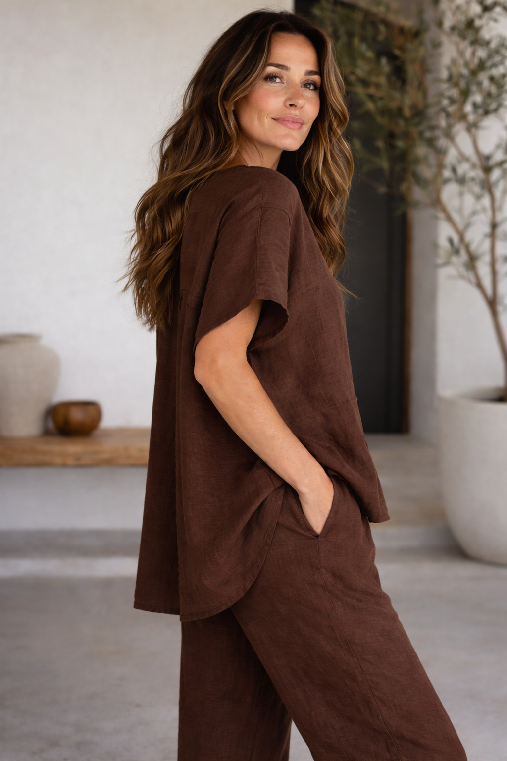 Vera May 6833 Italian linen top in Mocha — side view